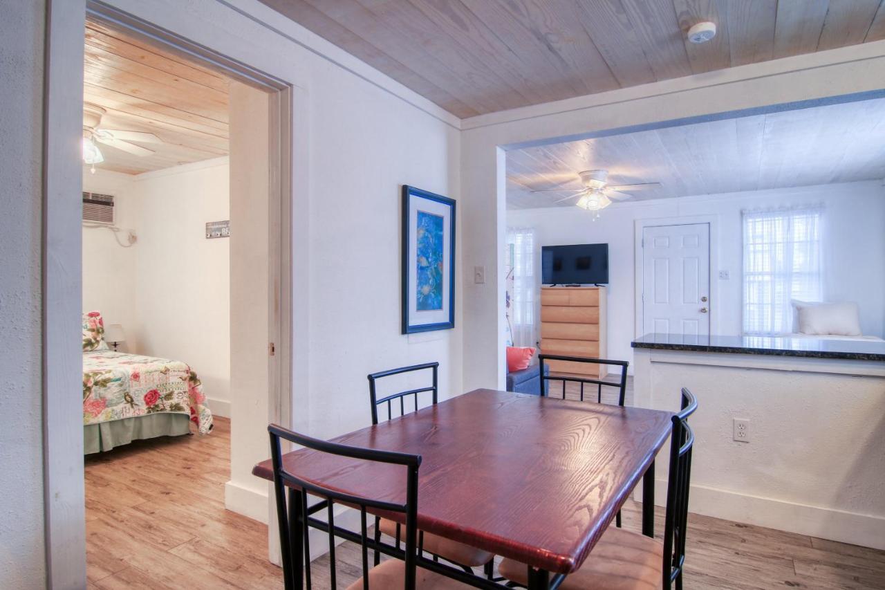 Coastal Hideway #B Villa Рокпорт Екстериор снимка